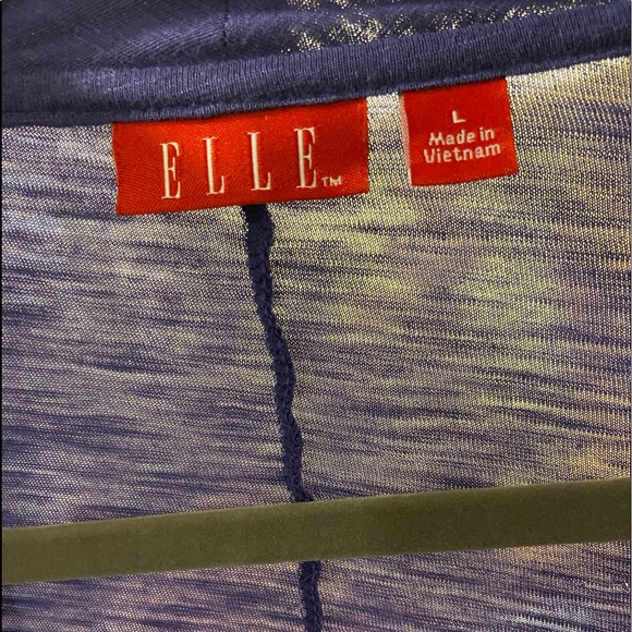 Cute cover up - Picture 3 of 4